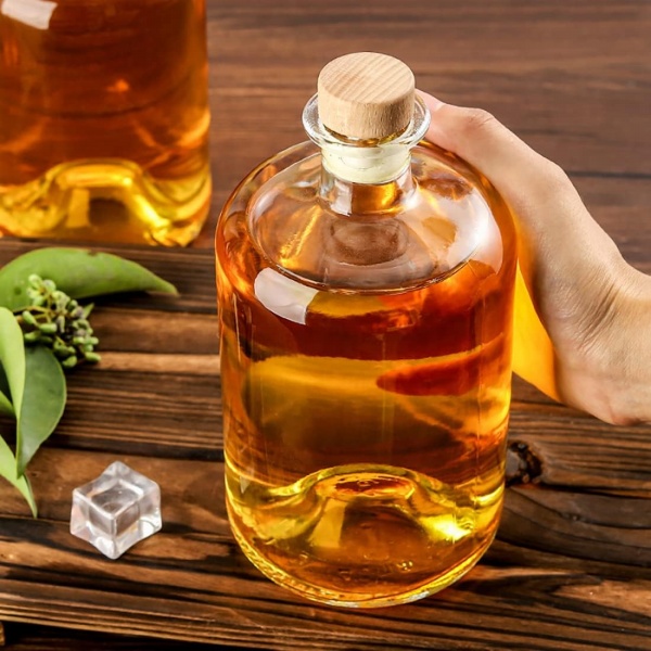 How Premium Glass Bottles Shape Sustainable and Custom Brand Identity