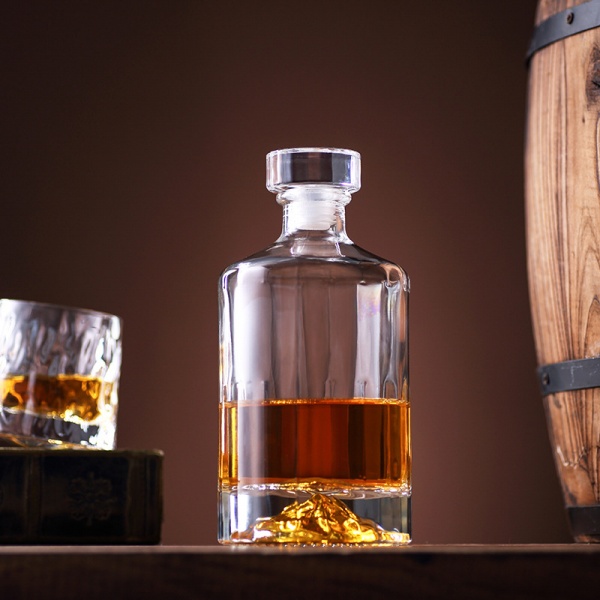 Elevate Your Product with Premium Glass Bottles and Sustainable Packaging
