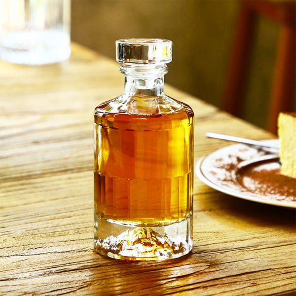 Sustainable Style with Premium Glass Bottles