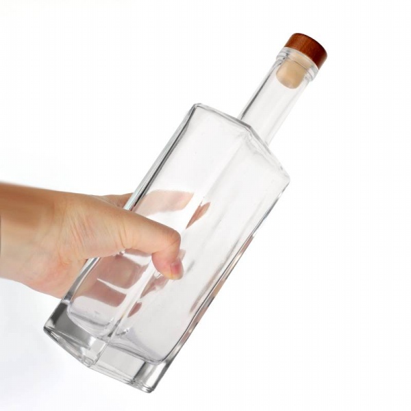 Crafting Market Leadership with Premium Glass Bottles and Sustainable Packaging Solutions