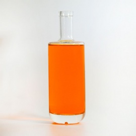 700ml glass bottle for vodka, tequila, gin, whiskey and other alcohol packaging